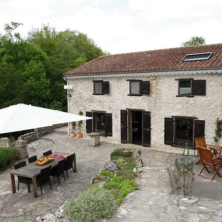 ピュイヴェール Moulin D'Entre Les Roches Bed & Breakfast エクステリア 写真