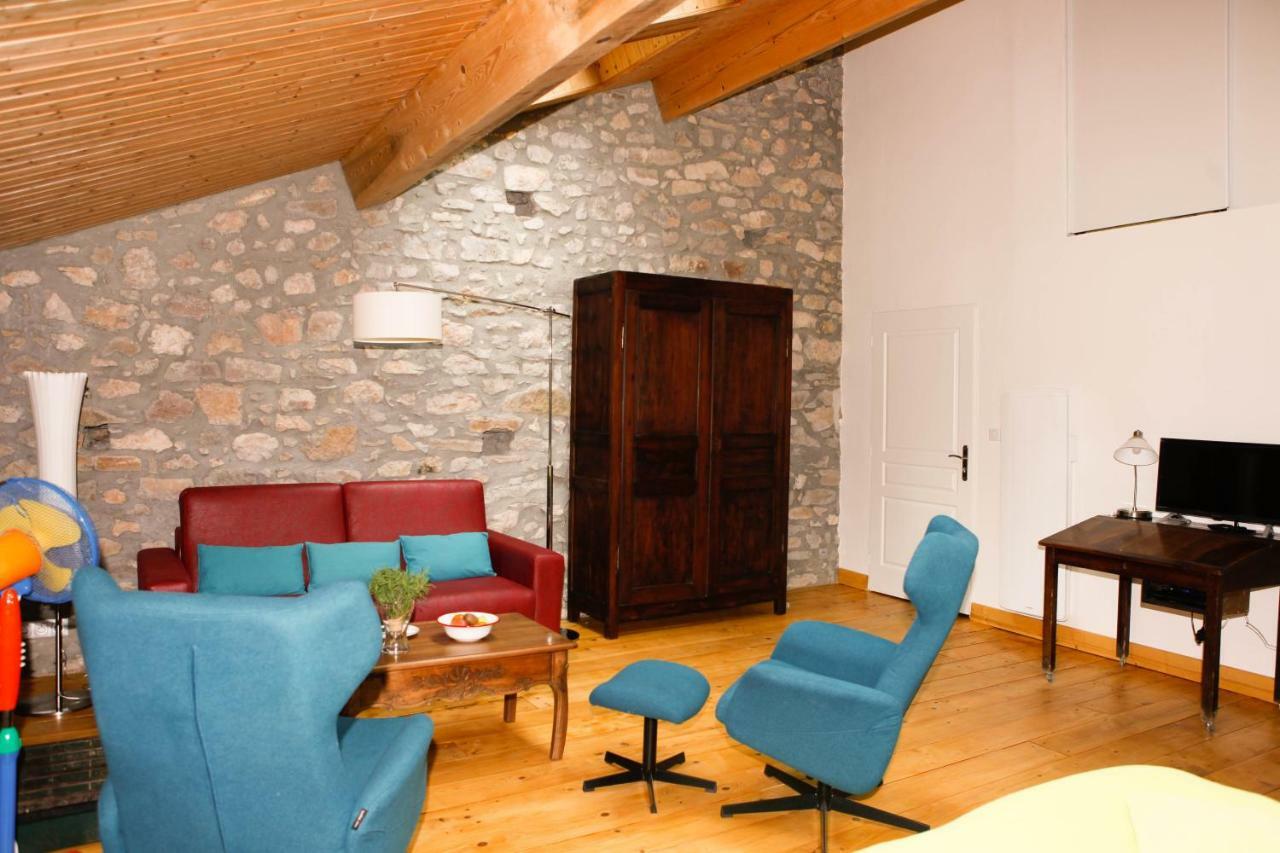 ピュイヴェール Moulin D'Entre Les Roches Bed & Breakfast エクステリア 写真